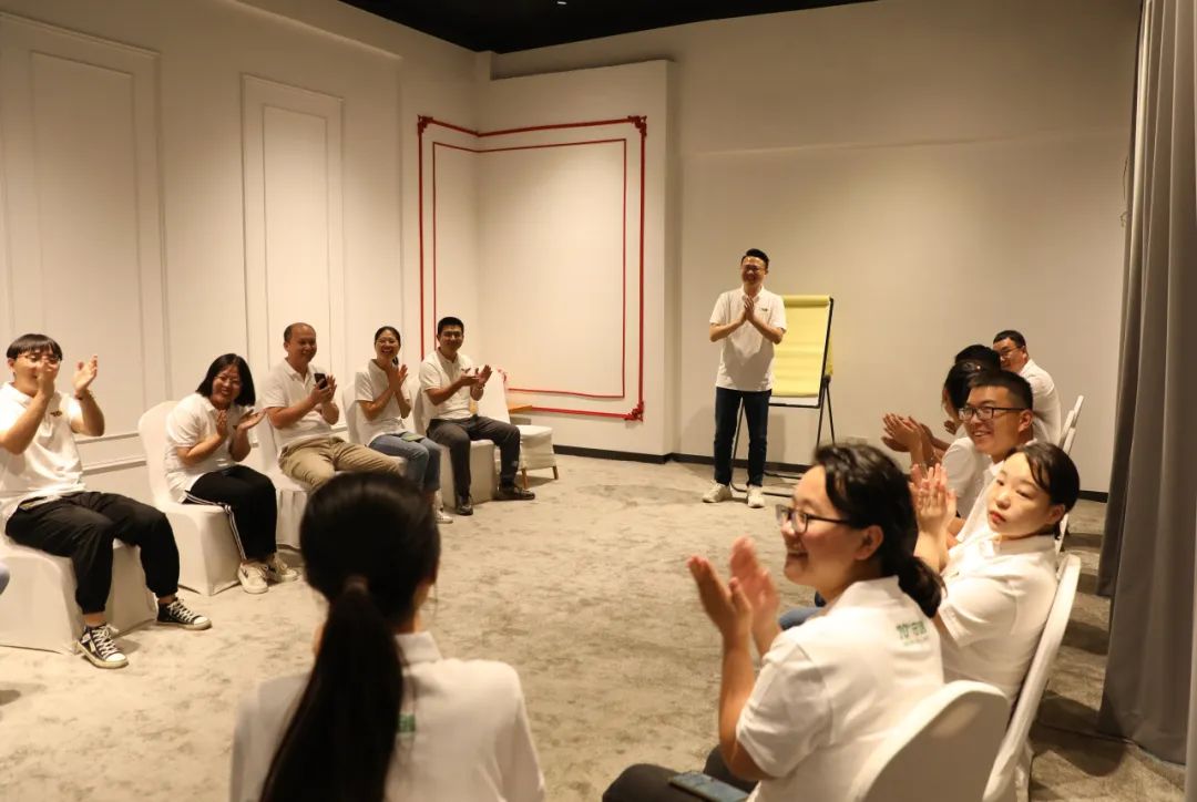 温度丨集团公司青年发展圆桌会议圆满举行(图12) 图片